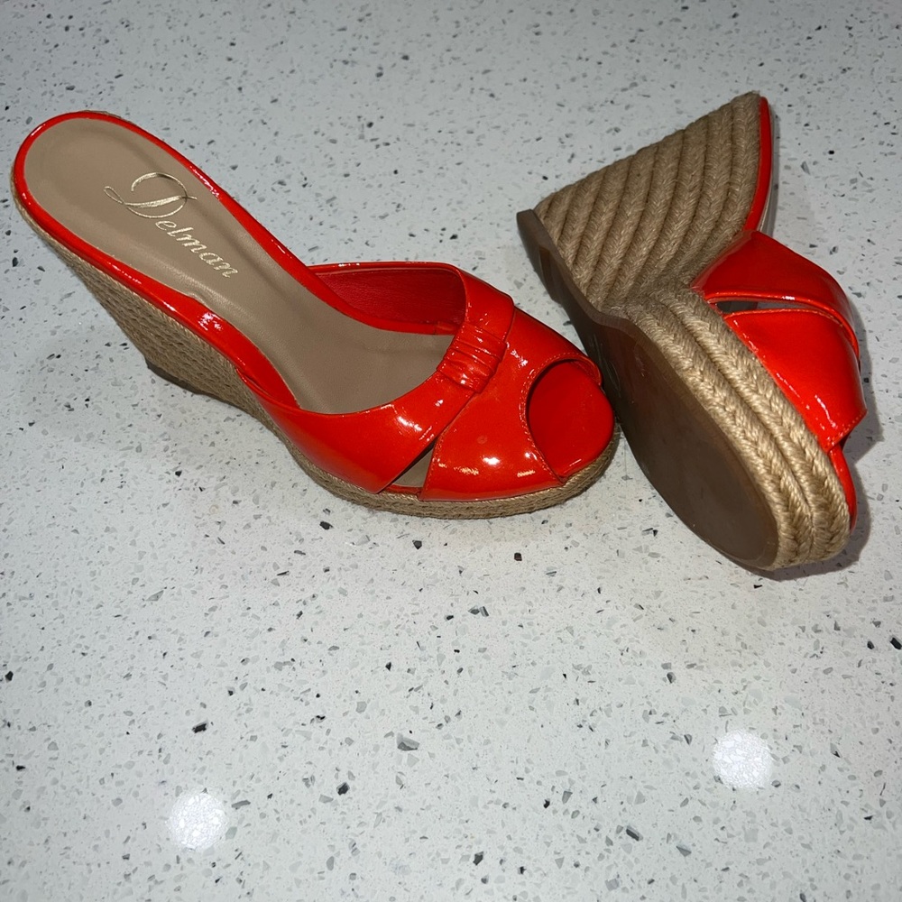 Delman Wedges NWOT